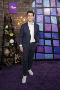 DAVID HENRIE (EXECUTIVE PRODUCER)