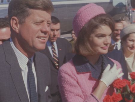 President John F. Kennedy and first lady Jaqueline Kennedy are pictured after disembarking from Air Force One at Love Field in Dallas, Nov. 22, 1963. (John F. Kennedy Presidential Library and Museum, Boston)