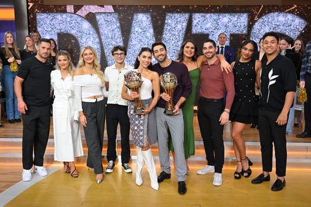 DANNY AMENDOLA, WITNEY CARSON, RYLEE ARNOLD, STEPHEN NEDOROSCIK, JENNA JOHNSON, JOEY GRAZIADEI, ILONA MAHER, ALAN BERSTEN, CHANDLER KINNEY, BRANDON ARMSTRONG, AUDIENCE