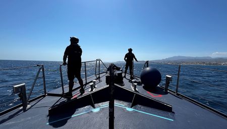 The bow of a Customs surveillance ship.(National Geographic/Livan García Nogueira)