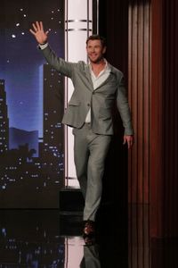 CHRIS HEMSWORTH