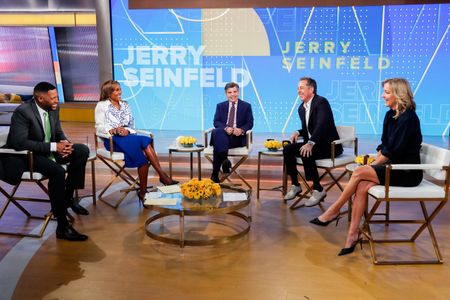 MICHAEL STRAHAN, ROBIN ROBERTS, GEORGE STEPHANOPOULOS, JERRY SEINFELD, LARA SPENCER