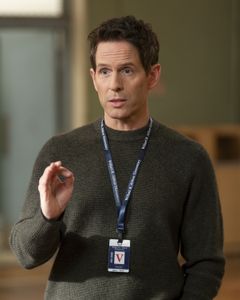 GLENN HOWERTON