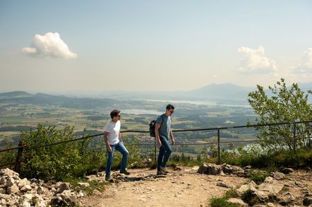 James Marsden and Antoni Porowski hike through Bavaria. (National Geographic/Bernd Schuller)