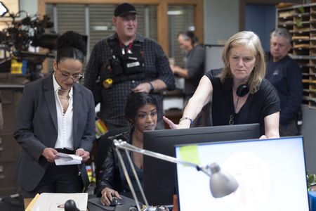 JUDY REYES, JAVICIA LESLIE, DAISY MAYER (DIRECTOR)