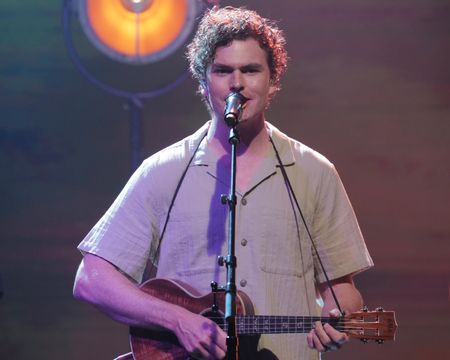 VANCE JOY