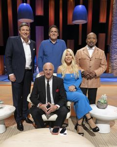 TODD GRAVES, MARK CUBAN, KEVIN O'LEARY, LORI GREINER, DAYMOND JOHN