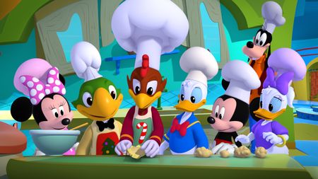 MINNIE MOUSE, JOSE, PANCHITO, DONALD DUCK, MICKEY MOUSE, PLUTO, DAISY DUCK