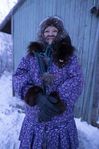 Cora Brown has been gifted Wade Kelly's first ptarmigan, providing food for an elder of his community.(BBC Studios Reality Productions, LLC/Ashton Hurlburt)