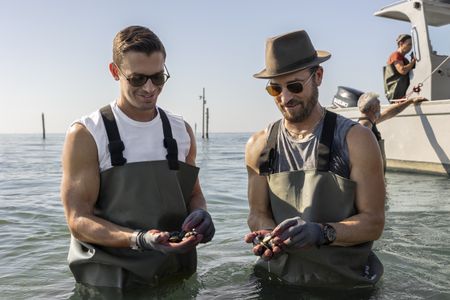 Antoni Porowski and Justin Theroux in the upcoming docuseries NO TASTE LIKE HOME WITH ANTONI POROWSKI. (Credit: National Geographic/Philippe Antonello)