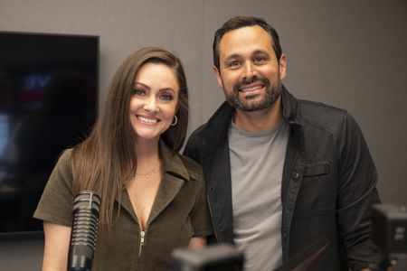 MOLLY MESNICK, JASON MESNICK