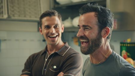 Antoni Porowski and Justin Theroux laugh while making tortelli at Ristorante Belrespiro. (National Geographic)