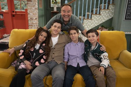 JANICE LEANN BROWN, DAVID HENRIE, DAVID DELUISE, ALKAIO THIELE, MAX MATENKO