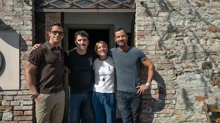 Antoni Porowski, Fabio Delledonne, Chiara Beretta and Justin Theroux at Ristorante Belrespiro. (National Geographic/Rebecca Eishow)