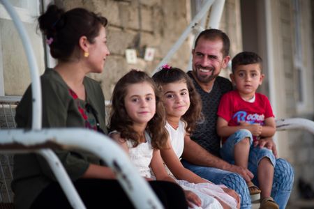 Sinjar, Iraq - Hana Khidera (L) and her family. (Sean Sutton)