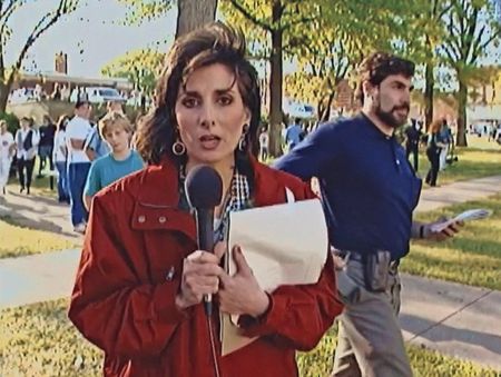 News9 Oklahoma City reporter Robin Marsh reports from the Noble County Courthouse in Perry, Oklahoma, where it is rumored a suspect is in custody on April 21, 1995. (News9 Oklahoma City)